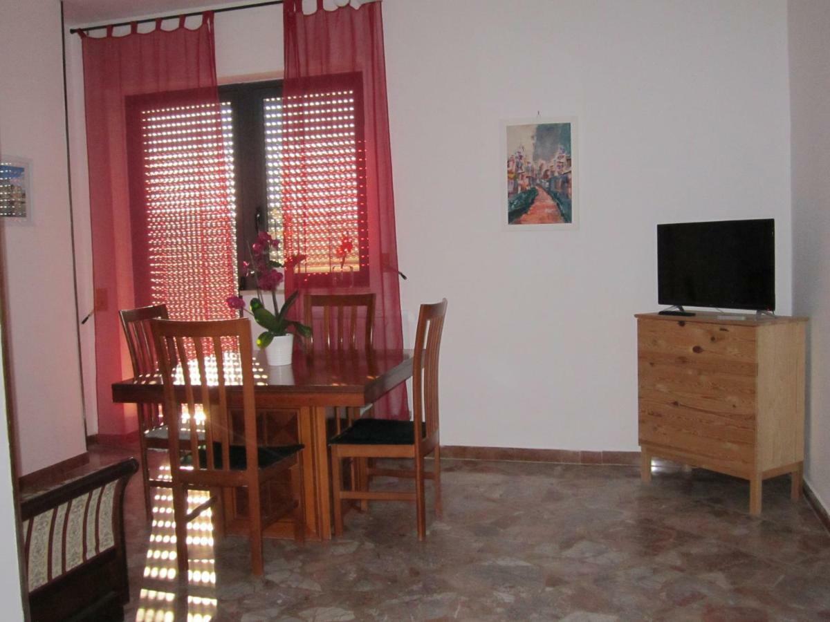 Casa Raffaella Bed & Breakfast โปลีญาโนอามาเร ภายนอก รูปภาพ